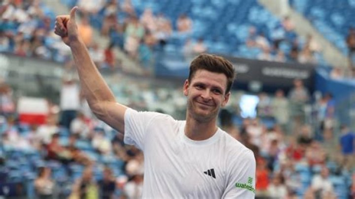 Is Hubert Hurkacz's 2022 wedding planned, girlfriend?