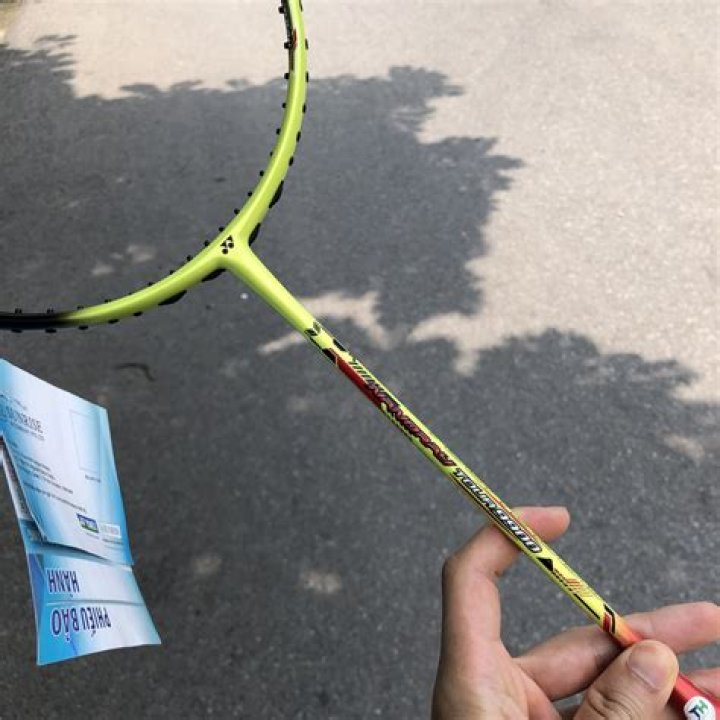Is Yonex Nanoray Tour 9900 Good?
