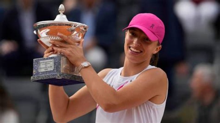 Italian Open Iga Swiatek in ruthless form as Cameron Norrie gets much