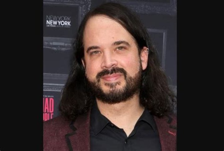 Jay Wasley Wiki, Net Worth, Brother, Spouse, Wedding, Salary, Wife