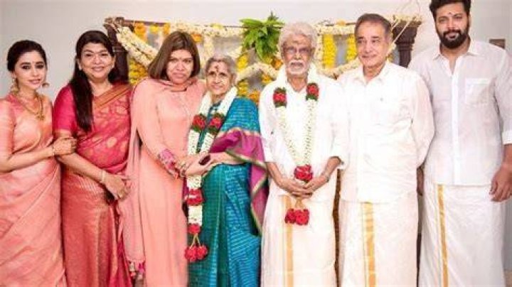Jayam Ravi parents 50th anniversary celebrated at Tirutani