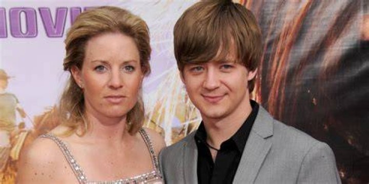 Jennifer Earles Wiki [Jason Earles ExWife], Bio, Age, Net Worth, Family