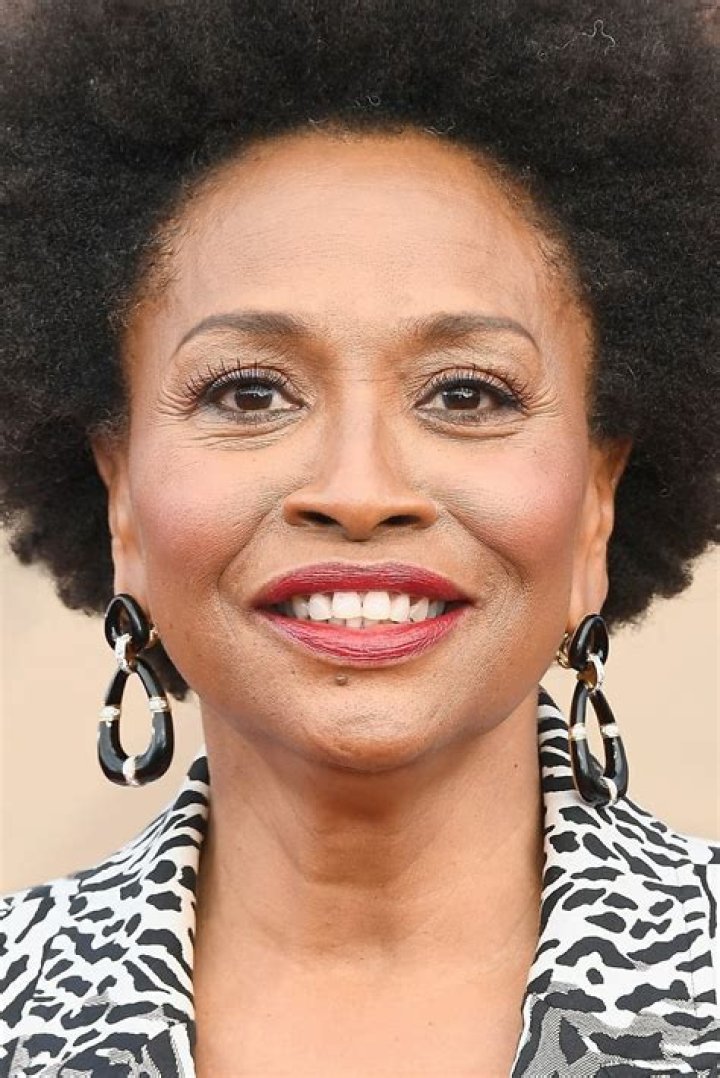 Jennifer Lewis