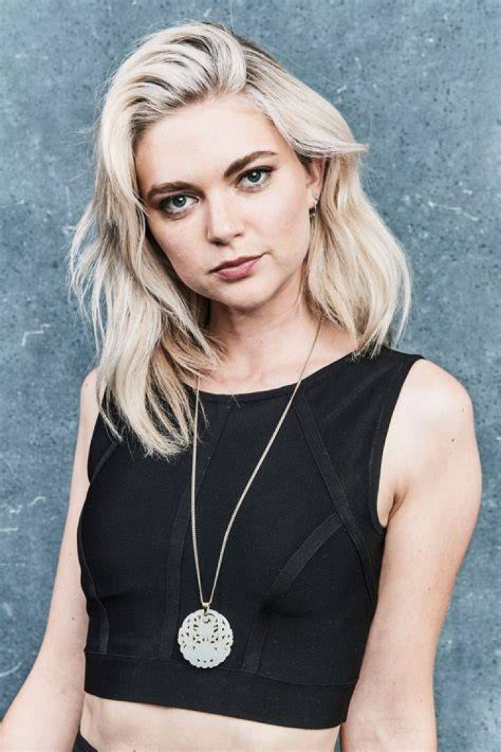 Jenny Boyd Legacies Portraits at SDCC 2019 • CelebMafia