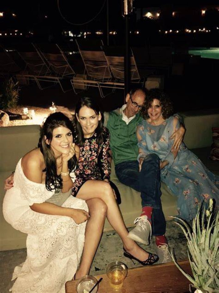 Jessica Tarlov Feet (5 photos)
