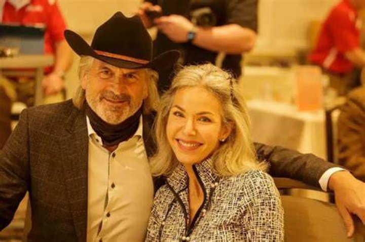 Jim Shockeys Net Worth, Age, Height, Weight, Wife, Kids, Bio-Wiki