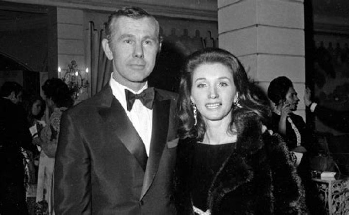Joanne Carson, 83, Dies; Talk Show Host and Johnny Carson’s Second Wife