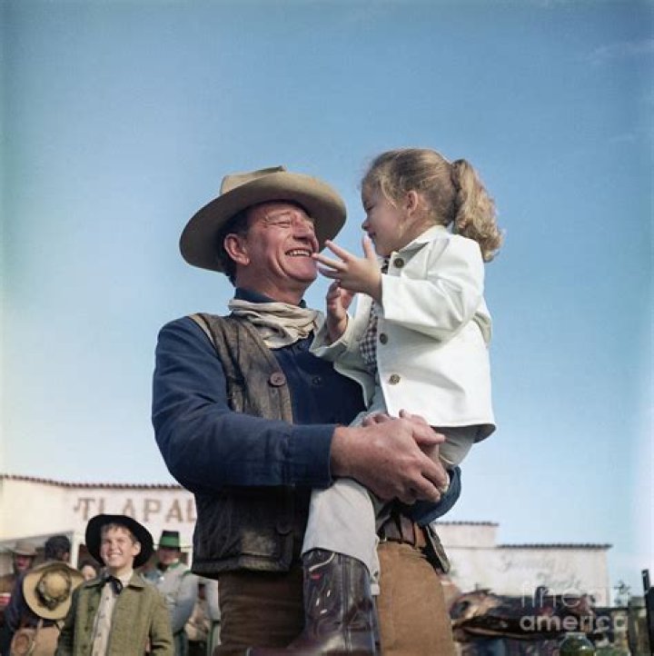 John Wayne&rsquo;s Daughter Could &lsquo;Barely Watch&rsquo; 1 of His Greatest Movies