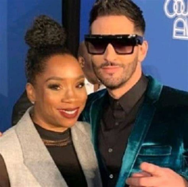 Jon B and his wife rock the vote! Rock