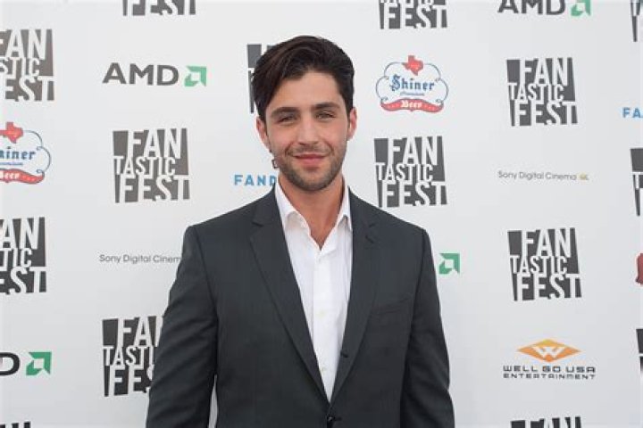 Josh Peck Biography, Height & Life Story Super Stars Bio