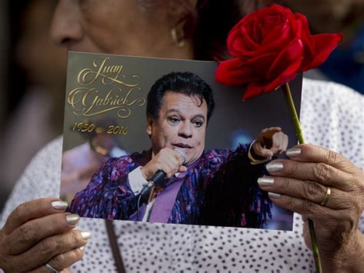 Juan Gabriel's Wife And Her Untold Influence