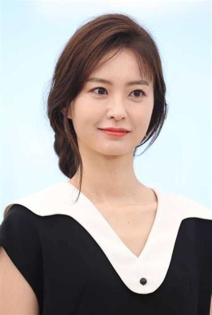 Jung Yumi Biography IMDb
