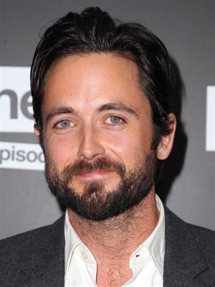 Justin Chatwin 'Shameless' Stroll Photo 2488095 Justin Chatwin
