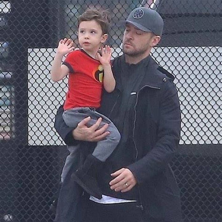 Justin Timberlake dotes on son Silas in New York Daily Mail Online