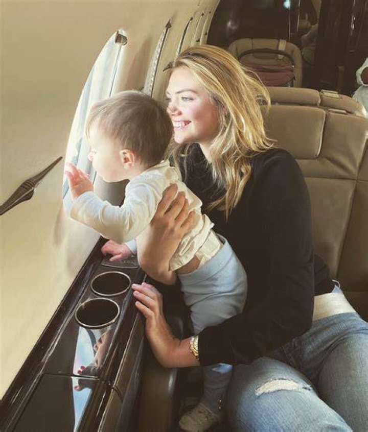 Kate Upton Breastfeeds Daughter in International Women's Day Selfie