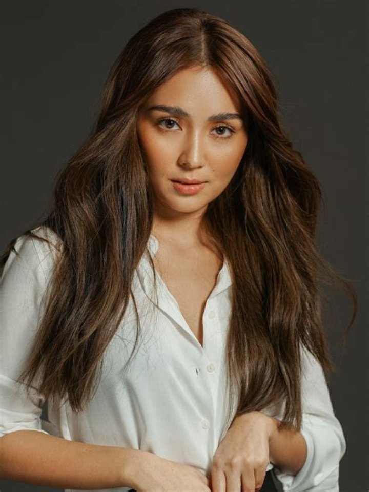 Kathryn Bernardo StarMagic