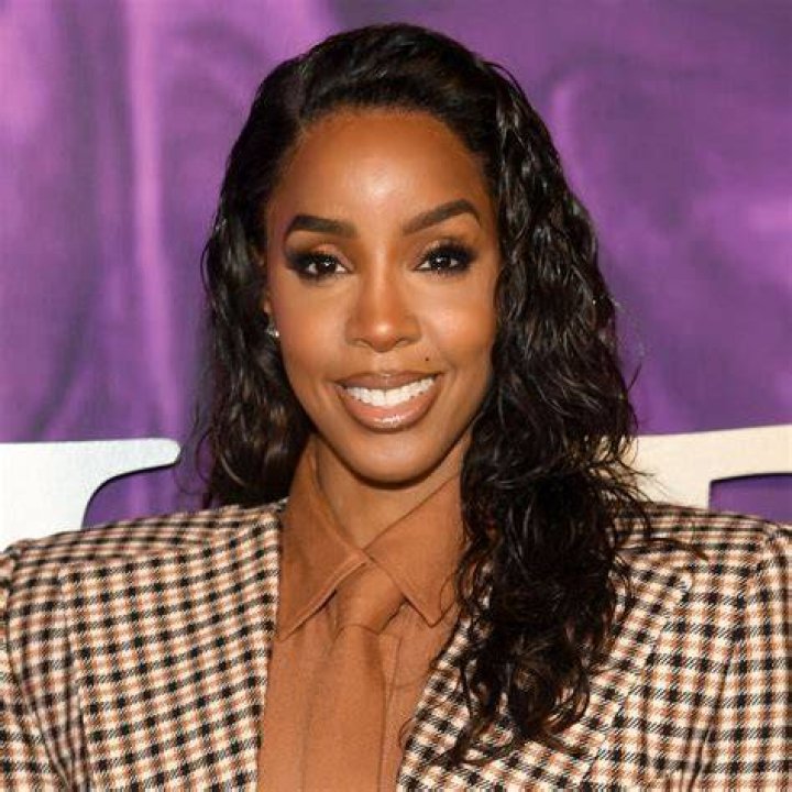 Kelly Rowland 'secretly wed fiancé Tim Witherspoon' Kelly rowland