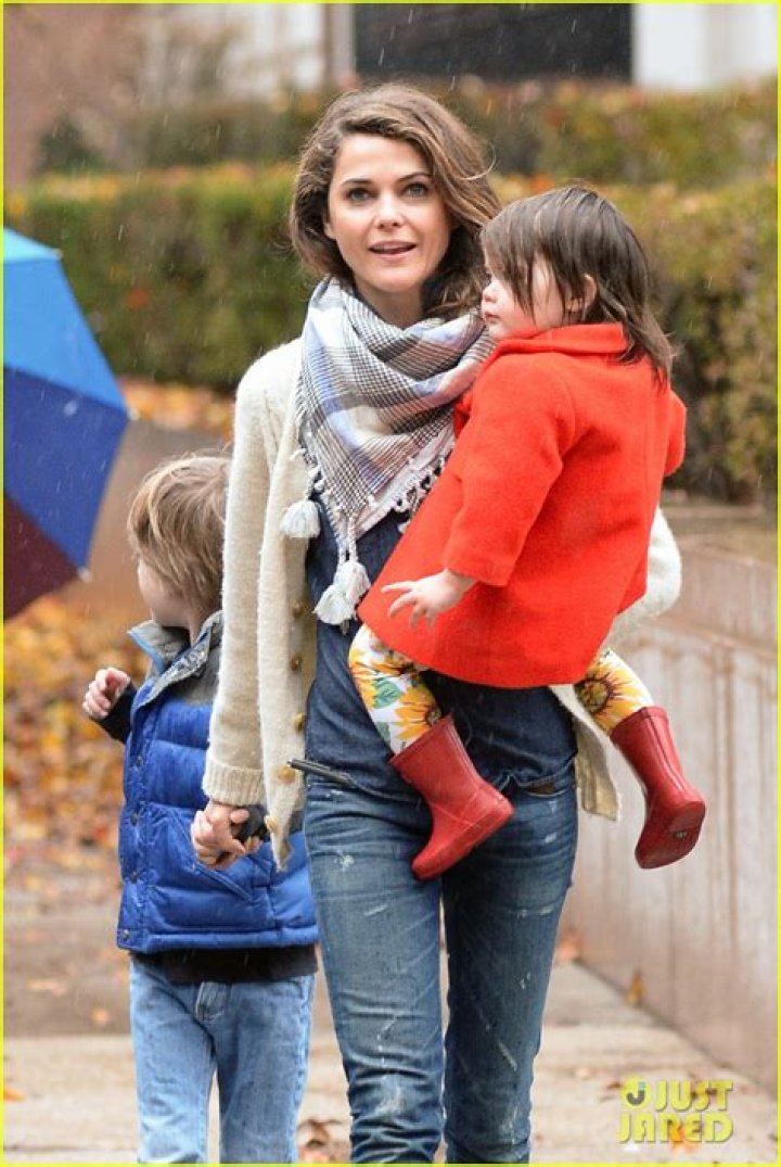 Keri Russell Steps Out with Kids After Shane Deary Split News Photo