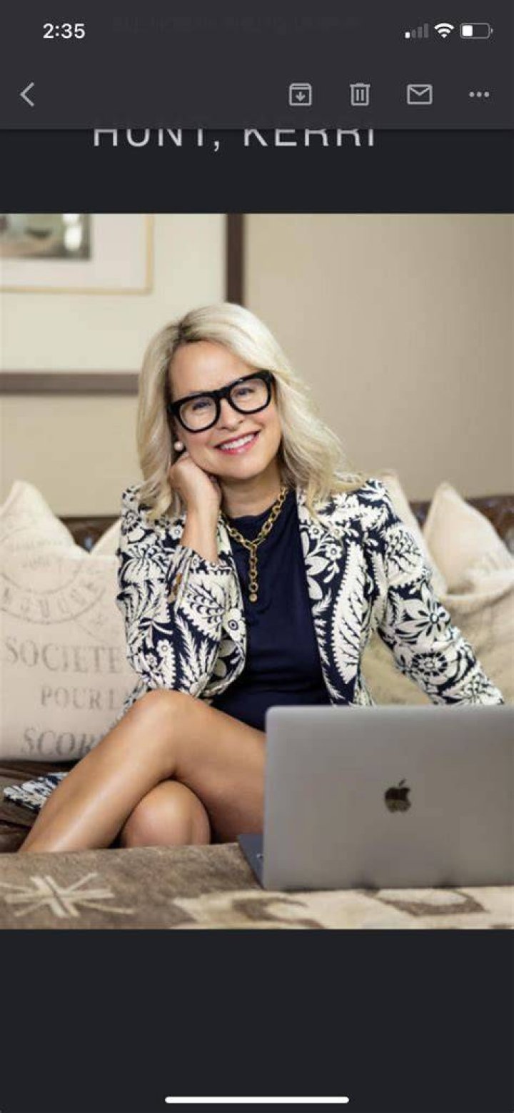 Kerri Hunt LinkedIn