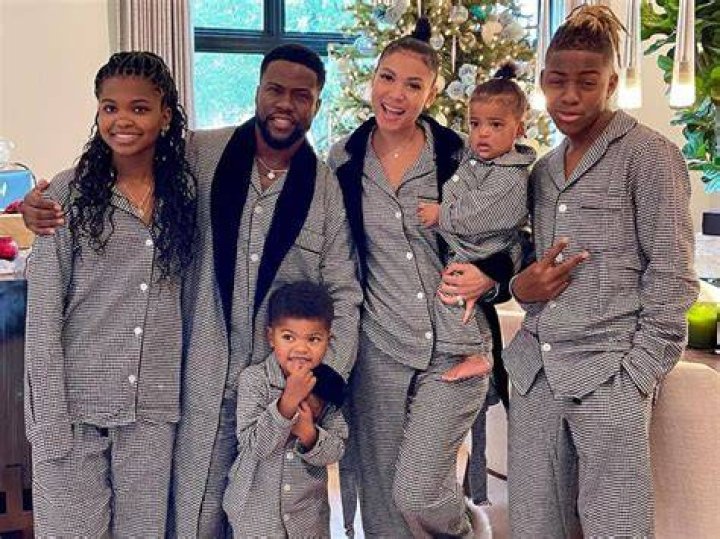 Kevin Hart family wife kids siblings parents Familytron