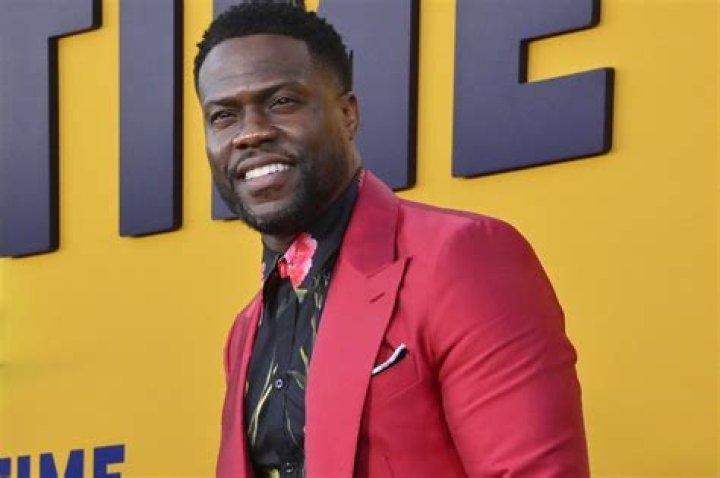 Kevin Hart Mourns Death of His Dad 'Give Mom a Hug for Me'