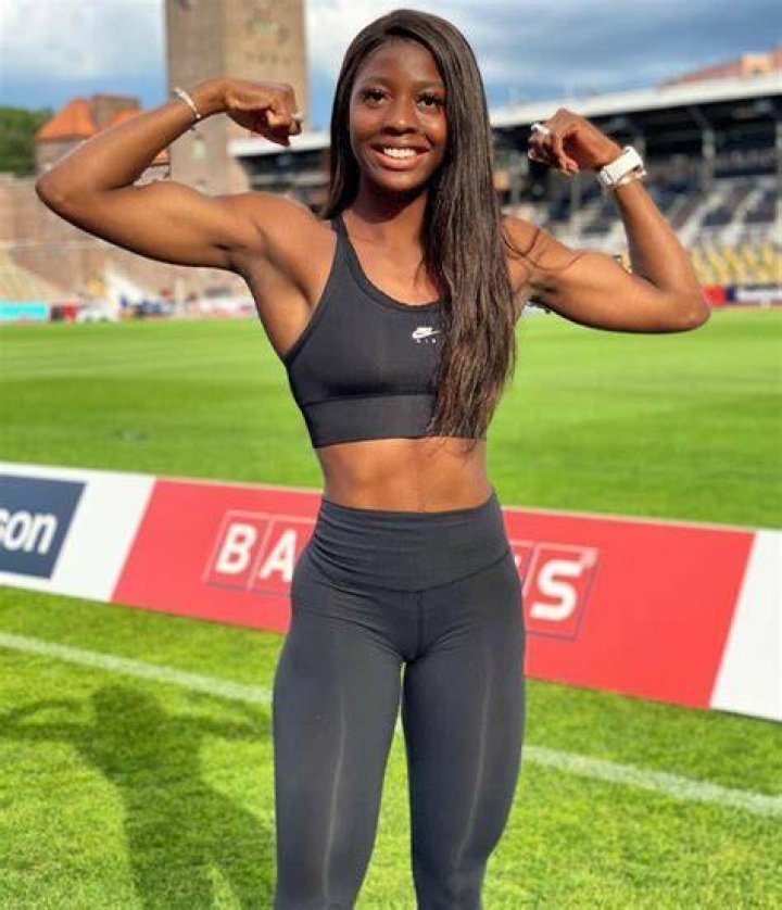 Khaddi Sagnia Female athletes, Fit black women, Fitness models
