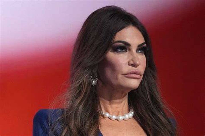 Kimberly Guilfoyle she is interviewing guest as she miserably