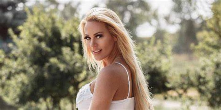 Kindly Myers Net Worth 2020, Boyfriend, Engaged, Husband, Family