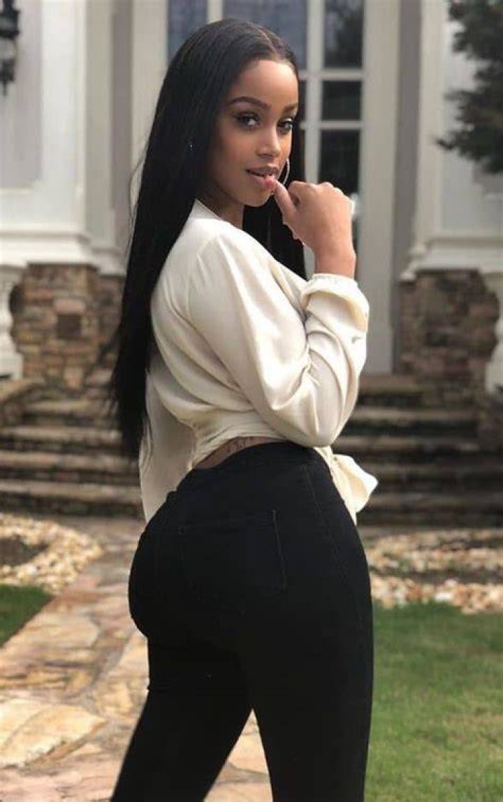 Kiyomi Leslie image