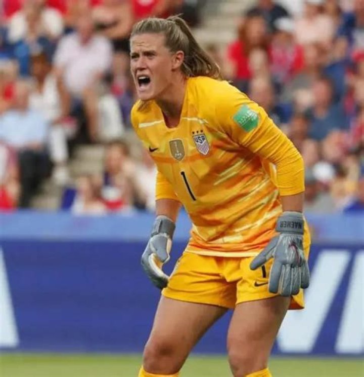 Know Alyssa Naeher Career, Current Stats, Net Worth, Spouse, Height