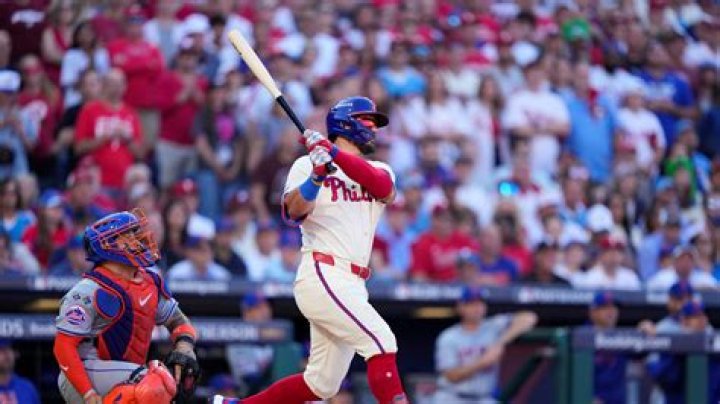 Who is Kyle Schwarber brother Jamin Schwarber? Wiki, age, birthday, family, job, Instagram 1 Kyle Schwarber 1 1