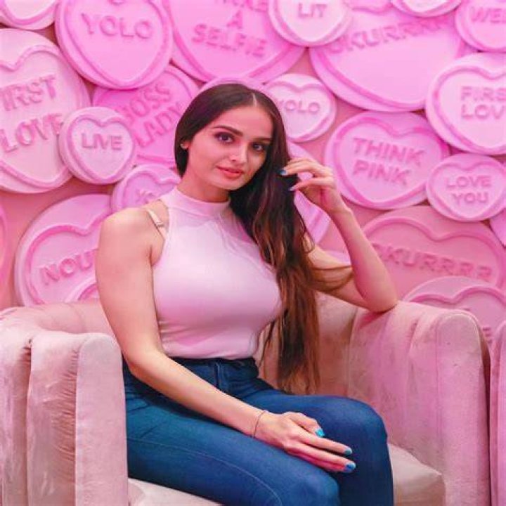 Lana Rose on Instagram “Good morning from The Mo Vlogs family