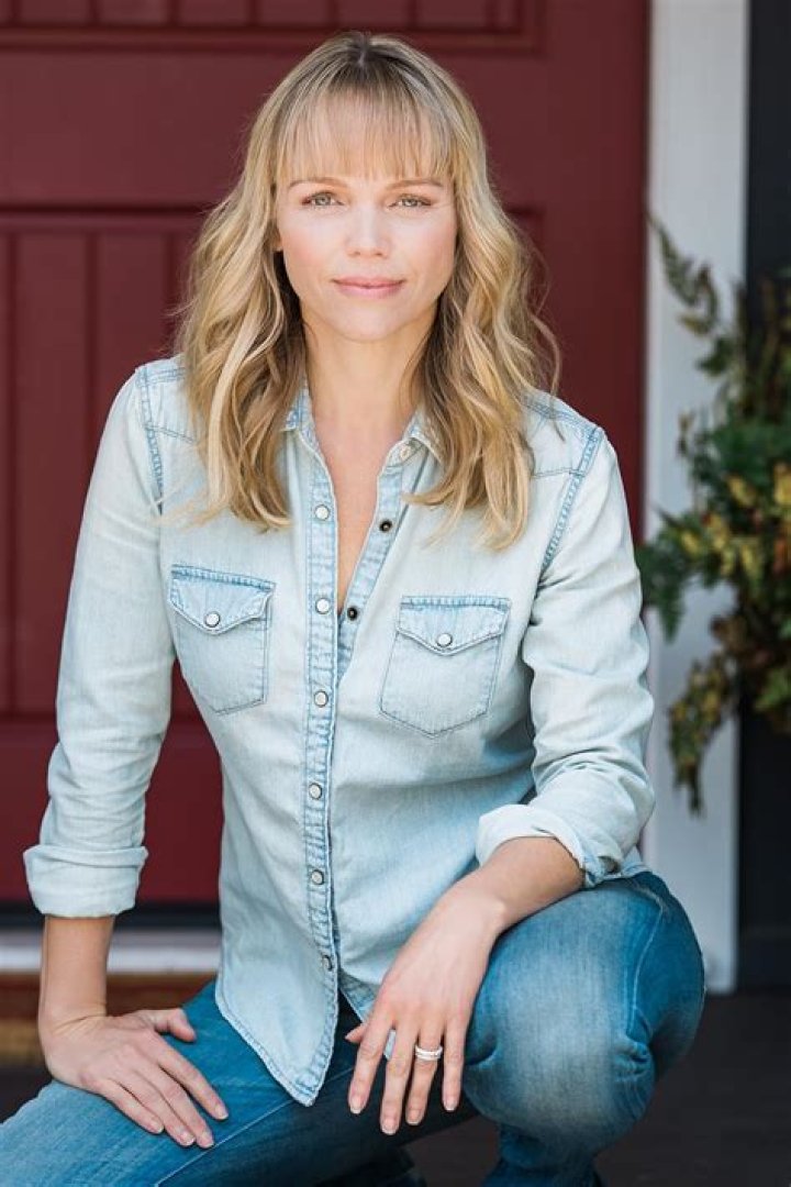 Lauren Bowles Age, Birthday, Biography, Movies & Facts HowOld.co