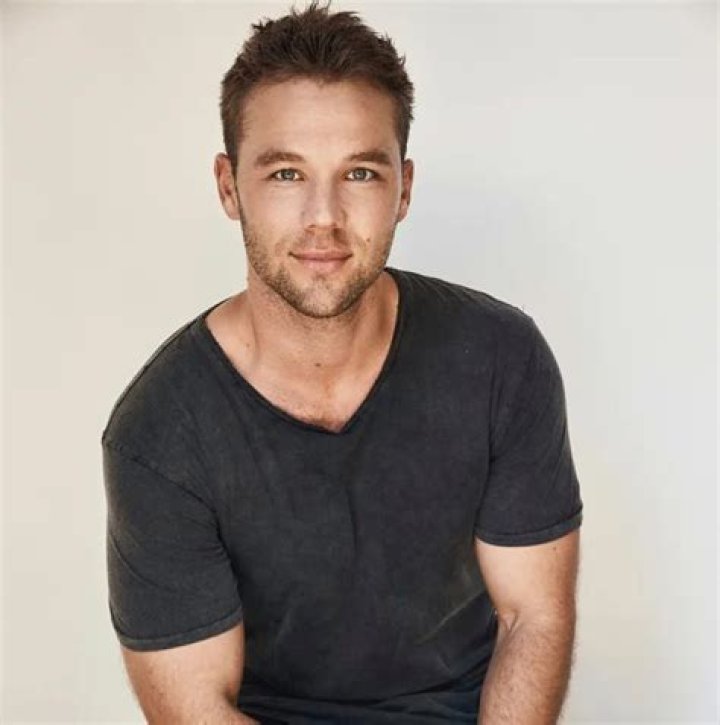 Lincoln Palomeque Bio, Net Worth, Wife, Kids, Age, Family, Height