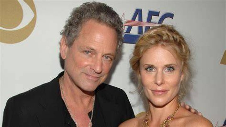 Lindsey Buckingham, wife Kristen are 'working on' their marriage three