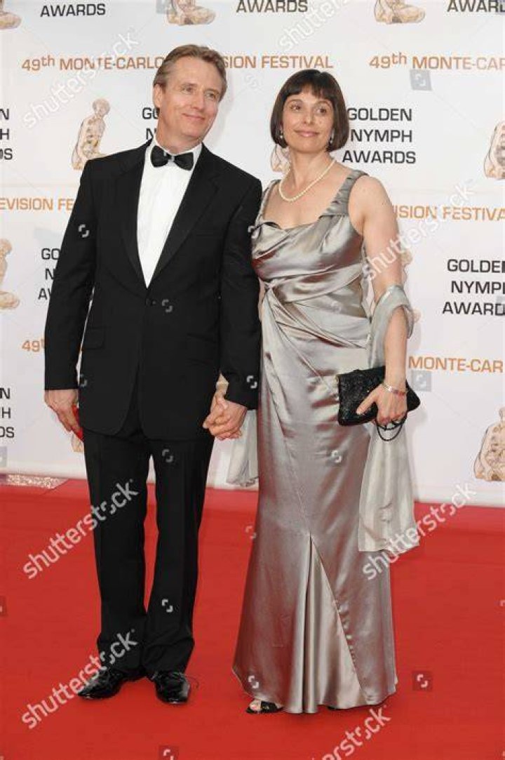 Linus Roache & wife Rosalind attend 'The Chronicles Of Riddick' World