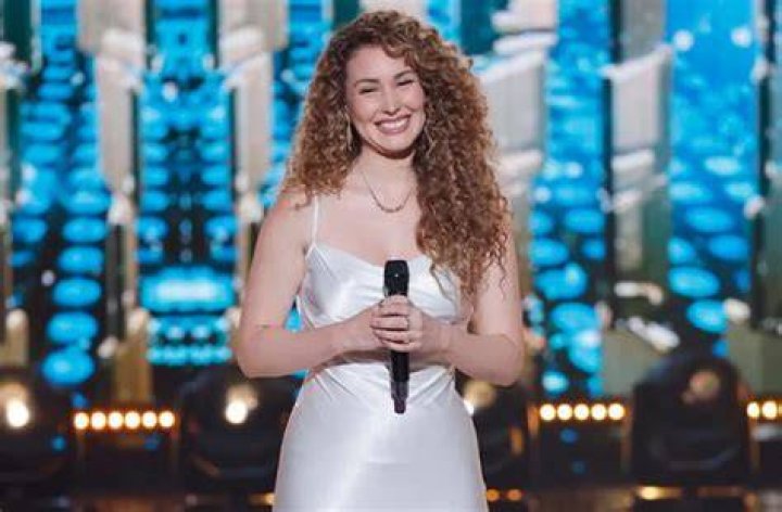 Loren Allred Net Worth, Height, Weight, Age, Bio 2024 The Personage