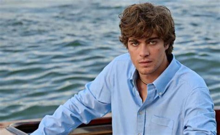 Lorenzo Zurzolo &laquo;Siamo mille sfumature&raquo; Vanity Fair Italia
