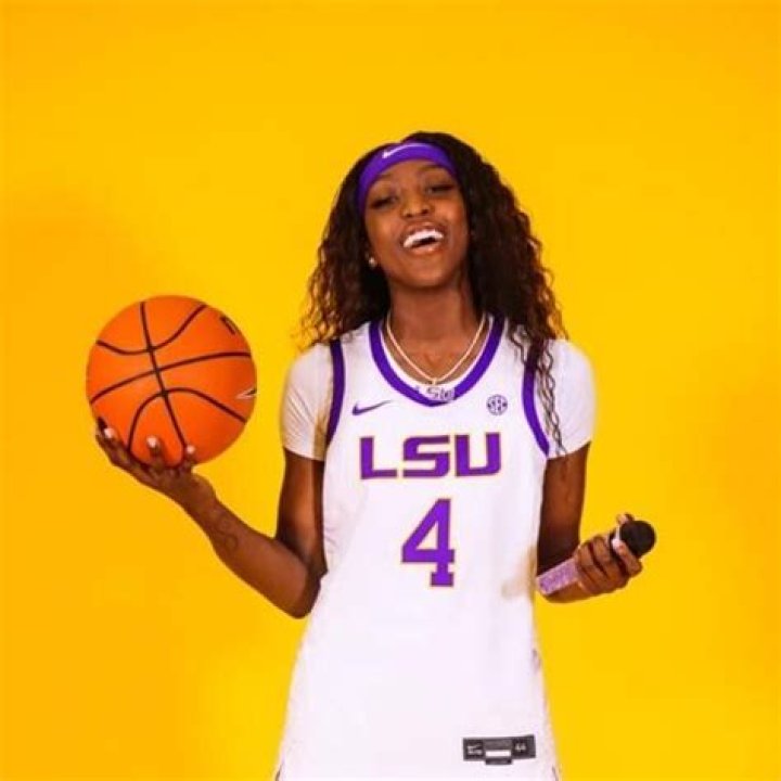 LSU Champion Flau&rsquo;Jae Johnson Talks Rap Career, Lil Wayne, and More