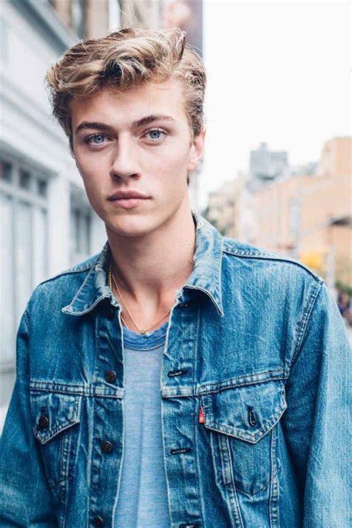 Lucky Blue SmithHeight, Weight, Age, Girlfriend, Family, Facts, Biography