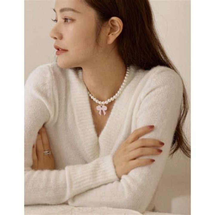 Lure Hsu's 63Year Old Mother Proves Beauty Can Be Timeless