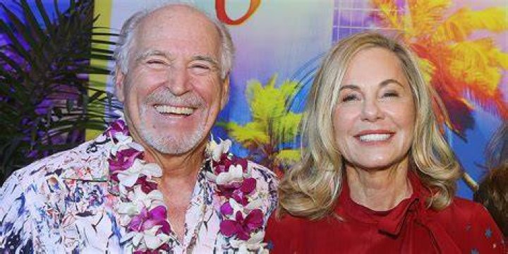 Margie Washichek Bio and Personal Life of Jimmy Buffett's Ex-wife
