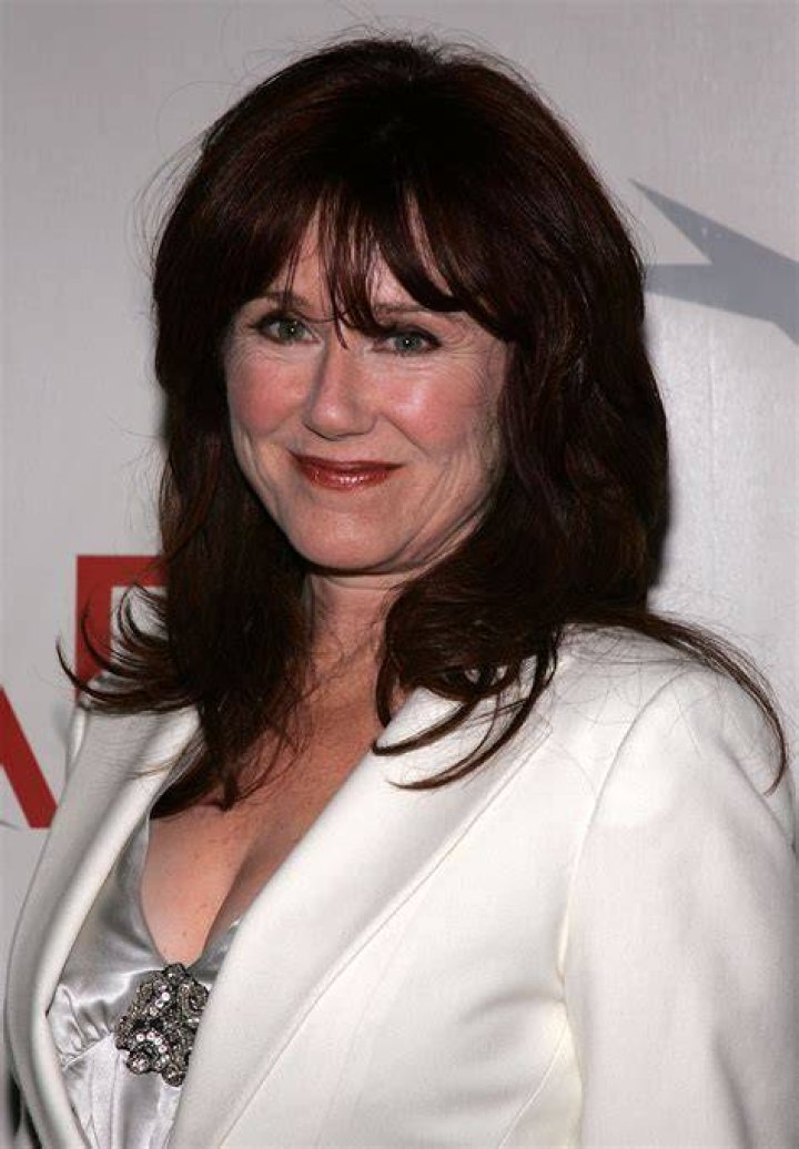 Mary McDonnell Mary mcdonnell, Classic hollywood, Pictures of mary