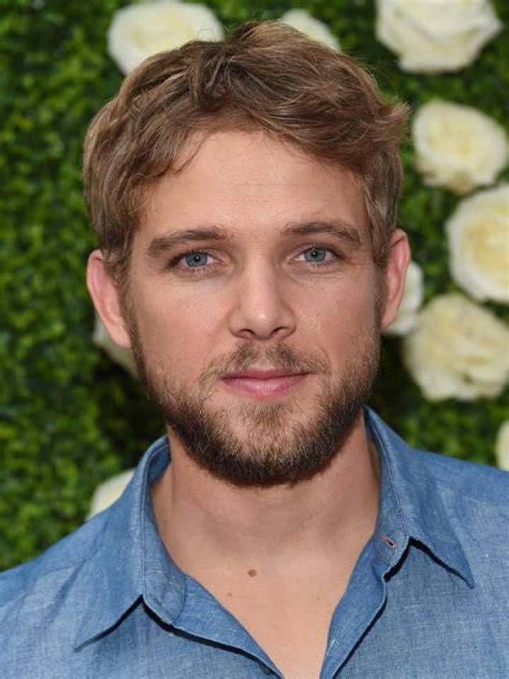 Max Thieriot AlloCiné