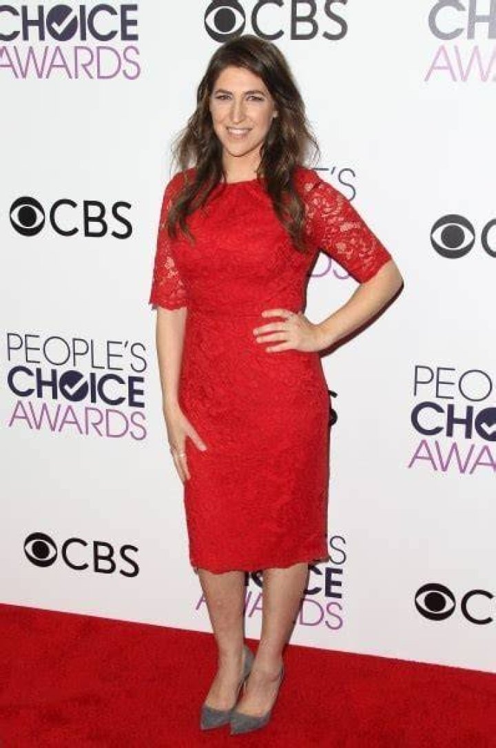 Mayim Bialik Biography Age, Height, Husband, Movies, Net Worth