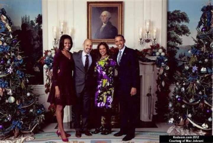 Maz Jobrani 2024 Wife, net worth, tattoos, smoking & body facts Taddlr