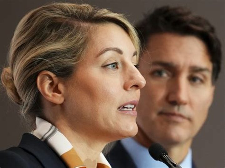 M&eacute;lanie Joly Conjoint Jean Fortier l&Atilde;&cent;che M&Atilde;&copy;lanie Joly Le Devoir