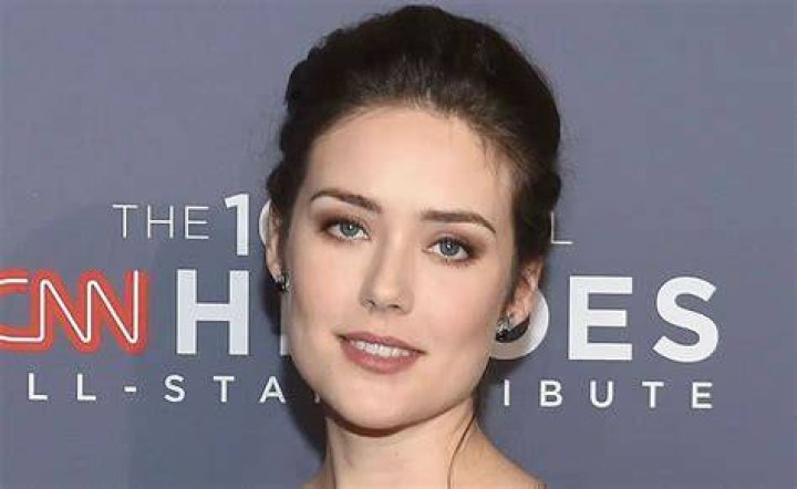 Megan Boone Bio, Net Worth, Married, Husband, Family, Parents