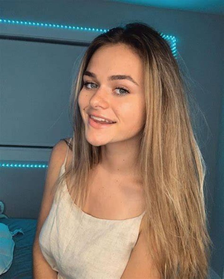 Megan Nutt Net Worth, Age, Profession, Height, Birthday, Ethnicity