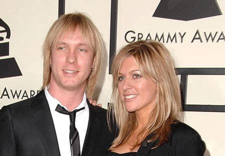 Mel Gibson's Daughter Hannah Gibson Married Kenny Wayne Shepherd! What's her Net Worth?